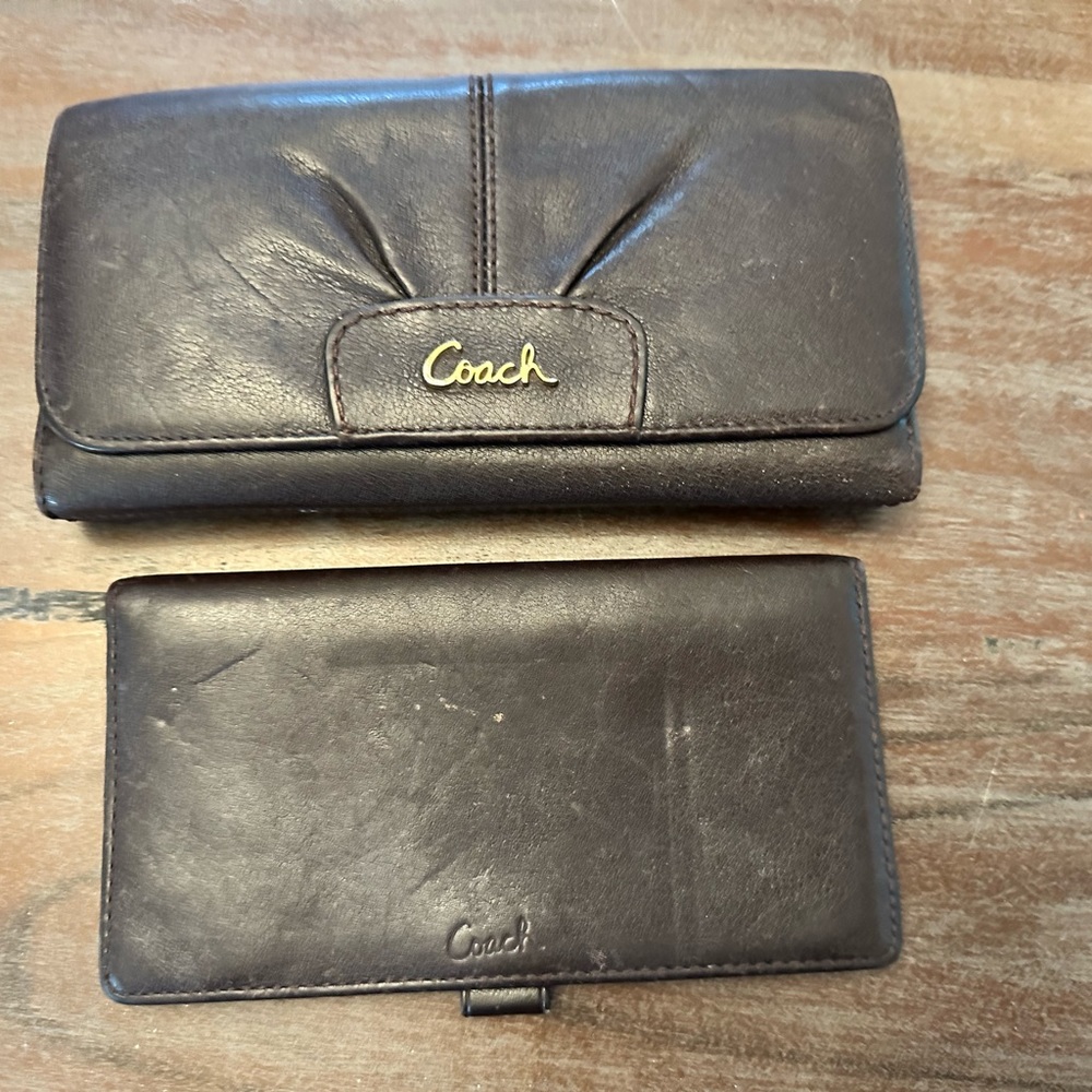 Coach Ashley Billfold Wallet Dark Brown with Checkbook Cover